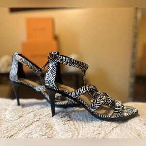 Joe's Jeans Womens High Heels Strappy Ankle Zip Zebra Print Black/White Size 8